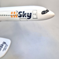 Macheta HiSky Airbus A321-271NX (LR) YR-WIN Scara 1:150