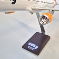 HiSky Airbus A321-271NX (LR) YR-WOW 1:100 Model