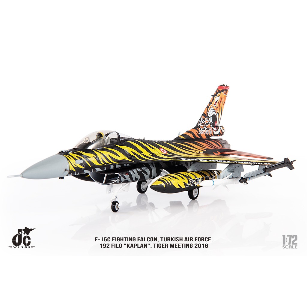 Macheta JC Wings Lockheed Martin F-16C Fighting Falcon Turkish Air Force Scara 1:72