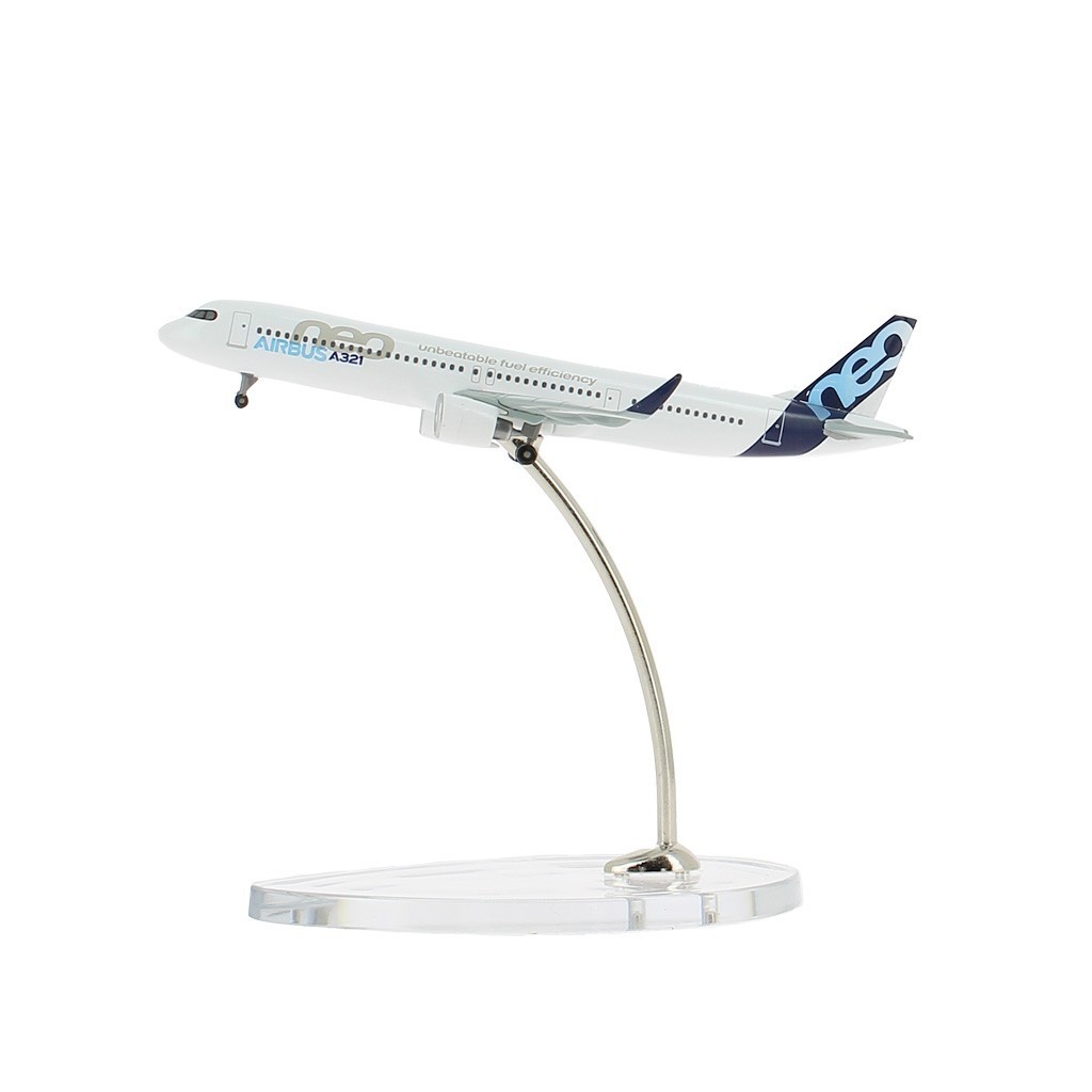 Airbus A321neo Scale 1:400 Aircraft Model