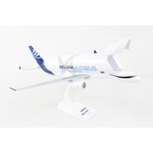 Macheta SkyMarks Airbus A330-743L Beluga XL House Color #4 F-GXLJ Scara 1:150