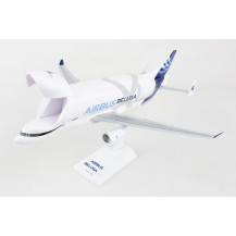Macheta SkyMarks Airbus A330-743L Beluga XL House Color #4 F-GXLJ Scara 1:150