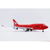JC Wings Boeing 747-400 Qantas "All Red" Flaps Down VH-OEJ Scale 1:200 Aircraft Model