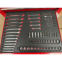 Red Box RBI9205C - Aircraft Workshop Cabinet with Imperial (SAE / Standard) and Metric Tools
