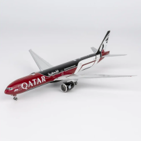 Macheta NG Model Boeing 777-300ER Qatar "New Fomula 1" Ultimate A7-BEG Scara 1:400