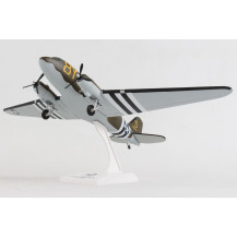 SkyMarks Douglas C-47 Skytrain Dakota Stoy Hora 1:80 Aircraft model