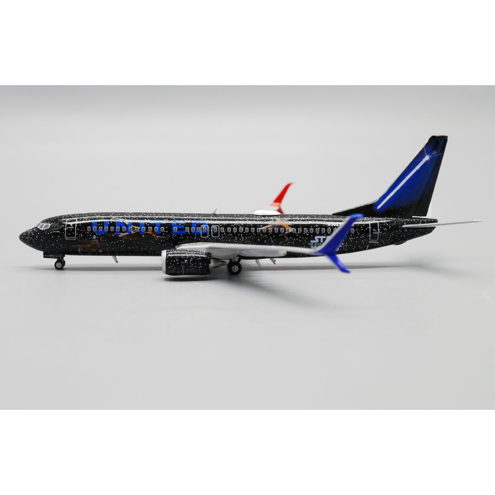 JC Wings Boeing 737-800 United "Star Wars" N36272 Scale 1:400 Aircraft Model