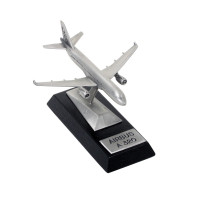 Airbus A320 Desk Model