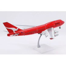 JC Wings Boeing 747-400 Qantas "All Red" Flaps Down VH-OEJ Scale 1:200 Aircraft Model