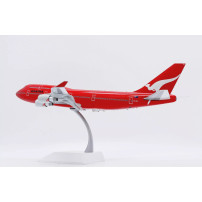 Macheta JC Wings Boeing 747-400 Qantas "All Red" Flaps Down VH-OEJ Scara 1:200